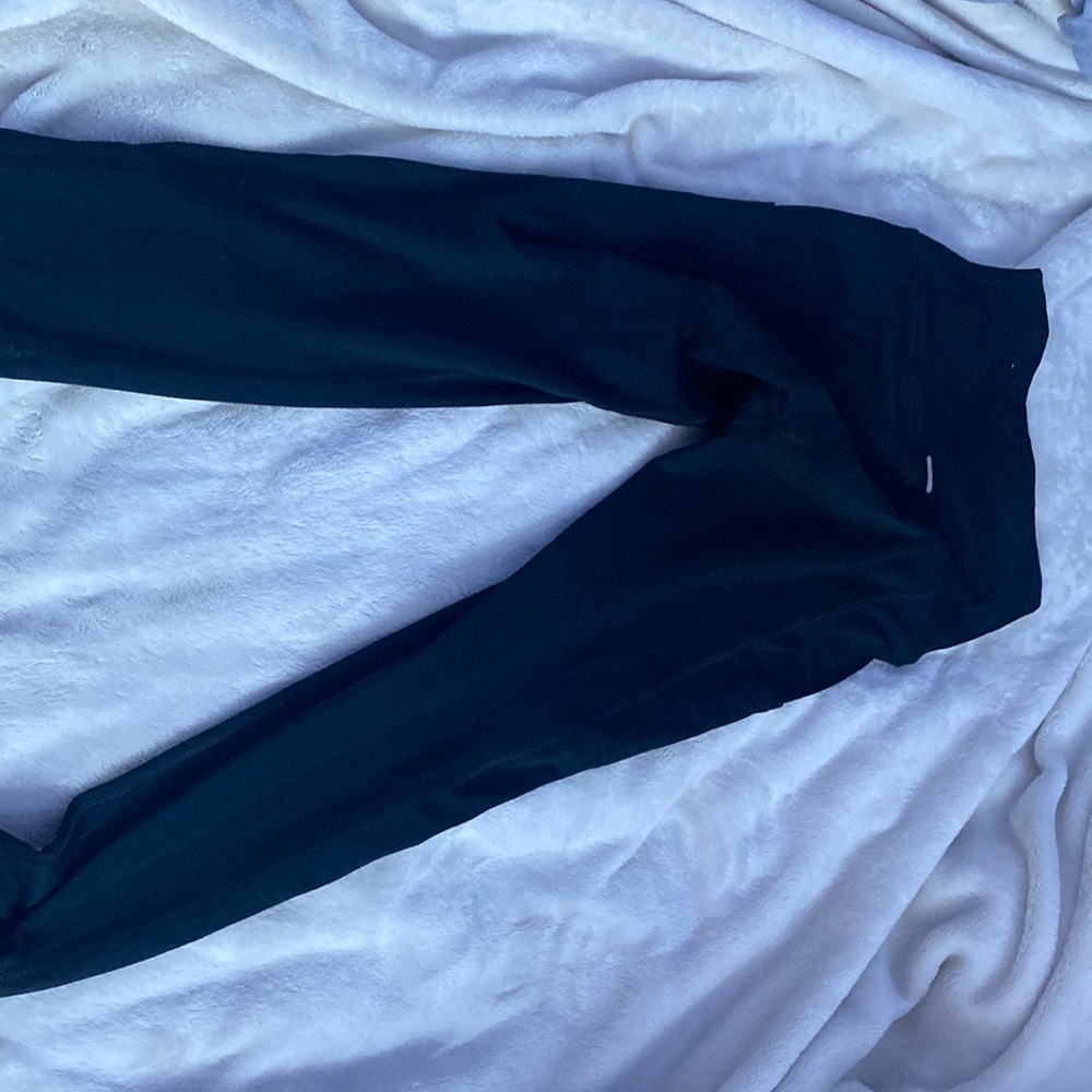 black aerie leggings